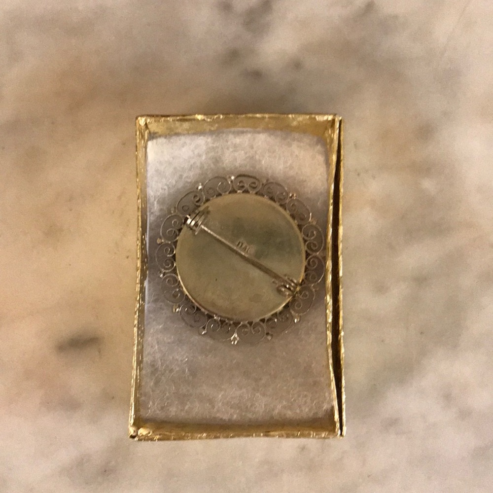 Vintage-Italian Micro Mosaic Brooch/Pin - Picture 5 of 6